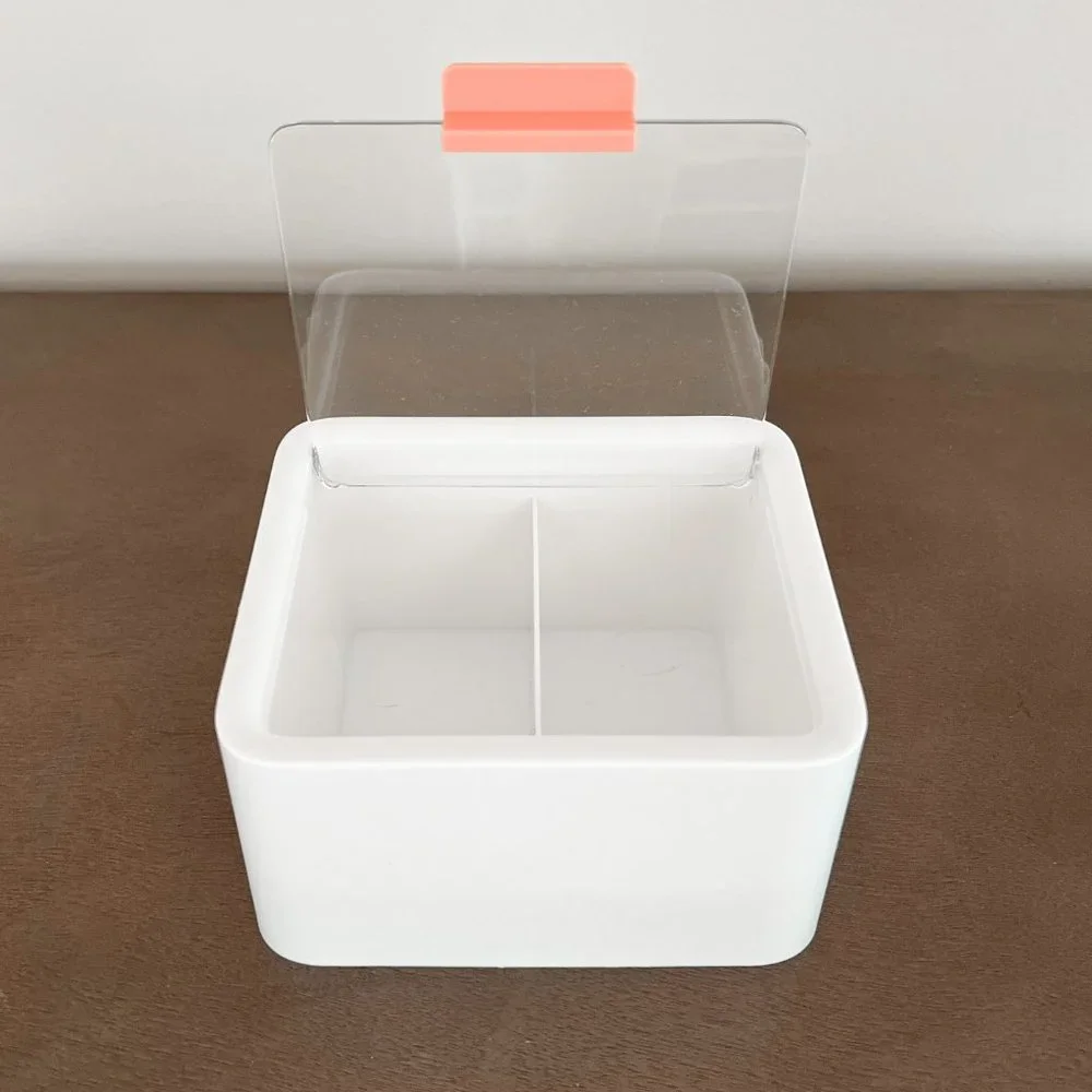 🌸3/$15 🌸 White Hinged Storage Container